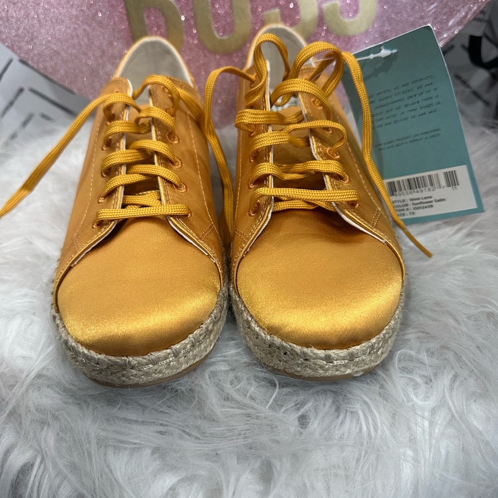 TOMS Gold Satin Lace-Up Espadrille Sneakers – Women’s Size 7.5